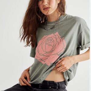 EUC FREE PEOPLE ROSE TEE